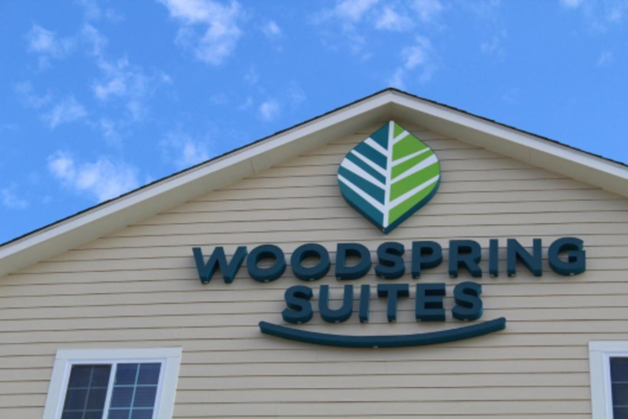 Woodspring Suites Lafayette Bagian luar foto